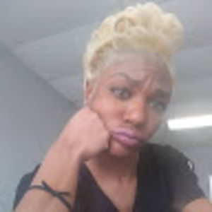 Meet your Posher, Deb